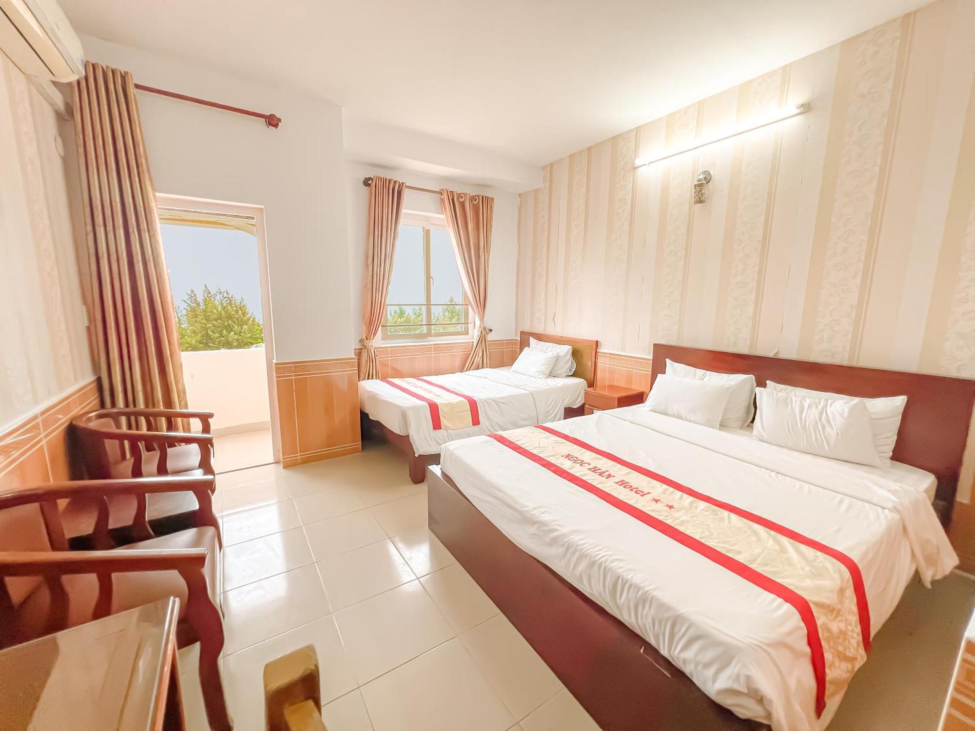 Ngoc Han Hotel By The Moment Вунг Тау Екстериор снимка